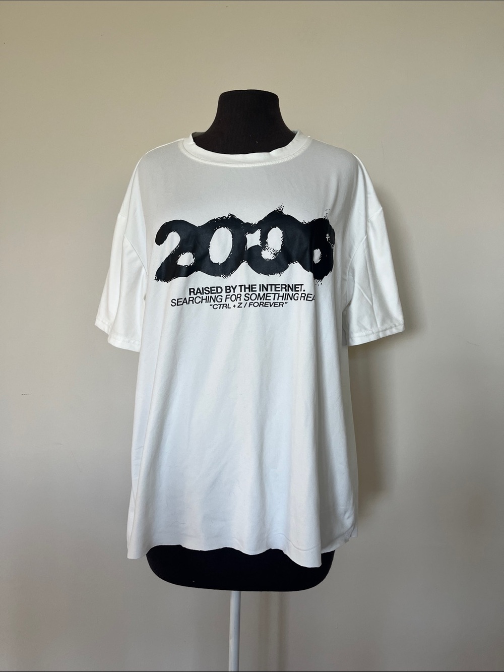 2006 white tee